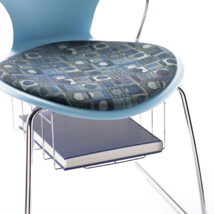 Chela American-made steel chair