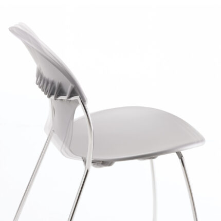 Chela American-made steel chair