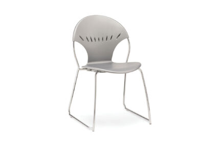 Chela American-made steel chair