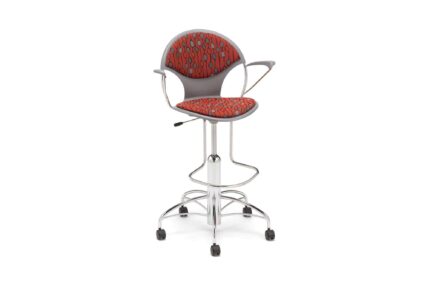 Chela American-made steel chair