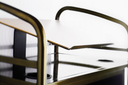 entourage mobile lectern