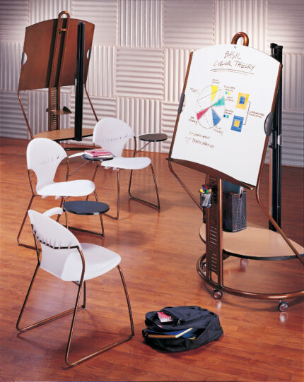 interplay looksee whiteboard, chela chair