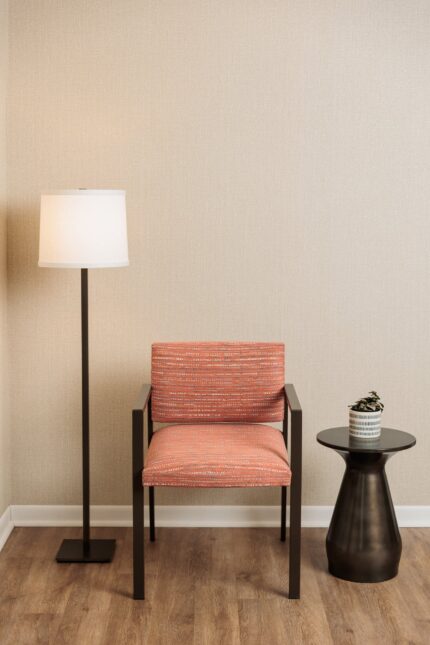 socius healthcare lounge chair
