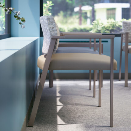 socius healthcare lounge chair