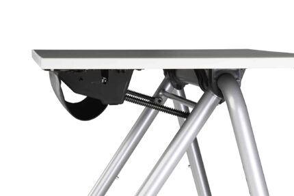TIM flip-top training table