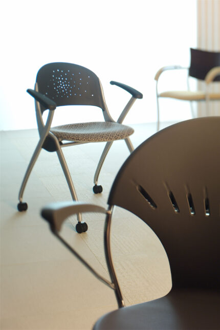 simon nesting chair
