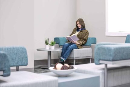 catwalk flexible seating system, deci table