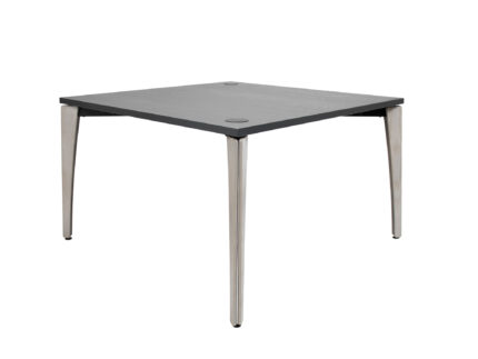 arvo communal table, v charge wireless power