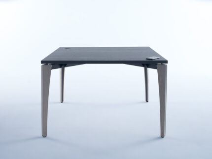 arvo table, v charge wireless power