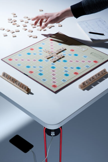 thea multipurpose table