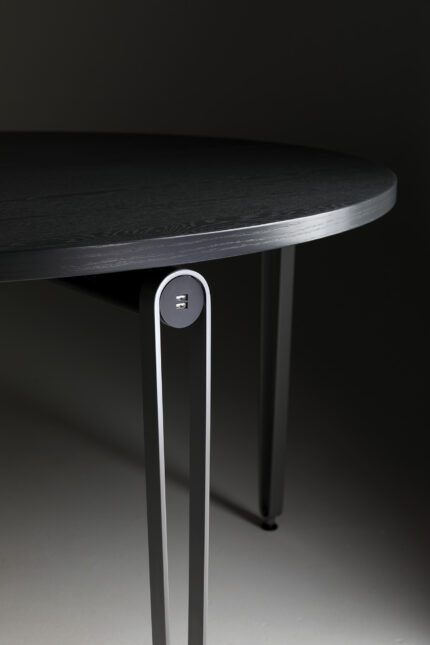 thea multipurpose table