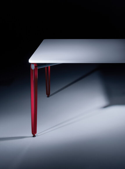 thea multipurpose table