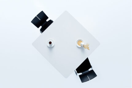 thea multipurpose table, quanta max chair
