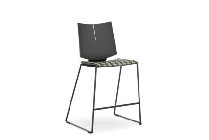 quanta max chair