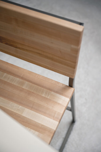 maker project seating