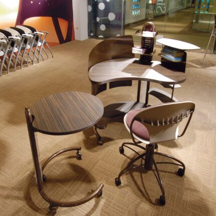 interplay rover mobile station, chela steel chair