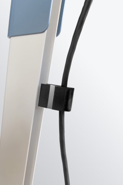 troupe steel leg table