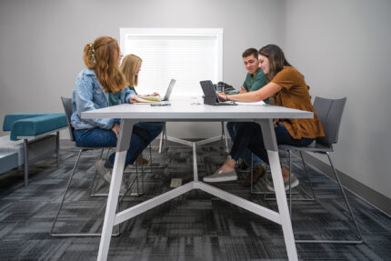 Troupe steel leg table, node power, quanta max chair