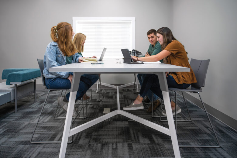 Troupe steel leg table, node power, quanta max chair