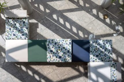 catwalk flexible seating system