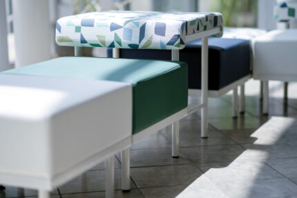 catwalk flexible seating system