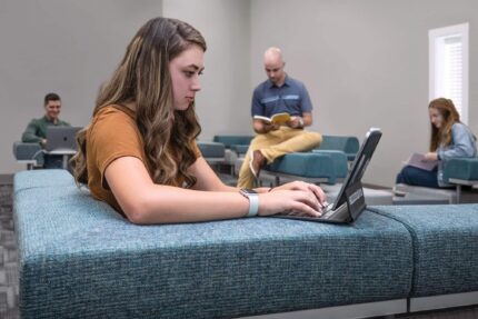 catwalk flexible seating system