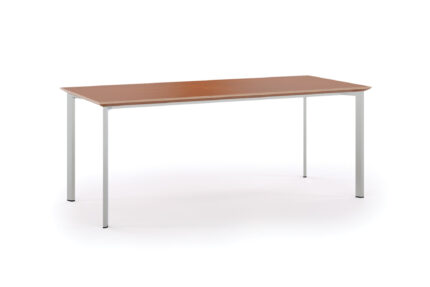 eliga commercial table