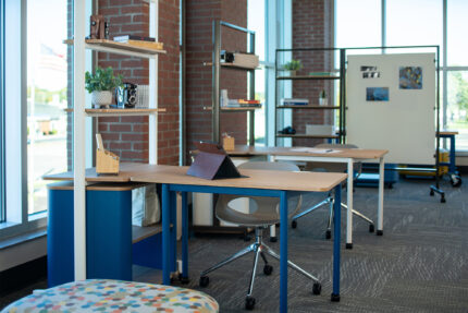 Rollic mobile furniture, nerita sustainable molded chair