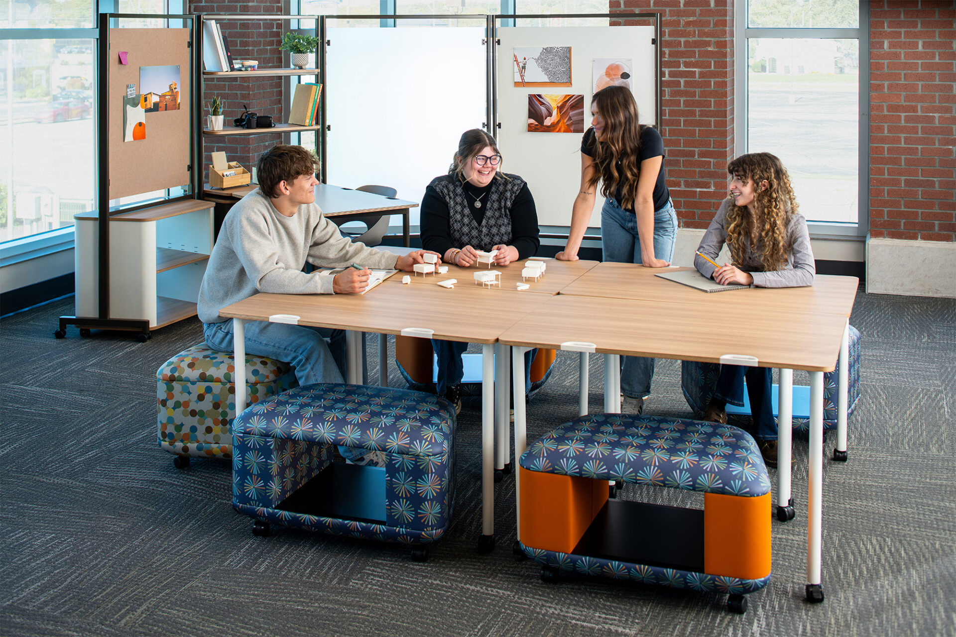 Rollic mobile furniture collection