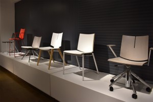 18 NY ChairWall3 0503